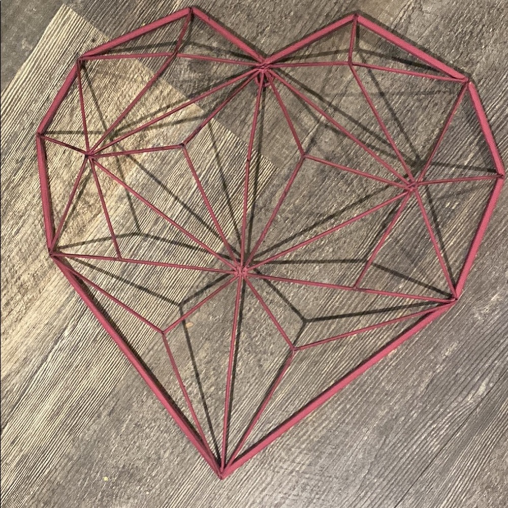Magenta Metal Heart Wall Art